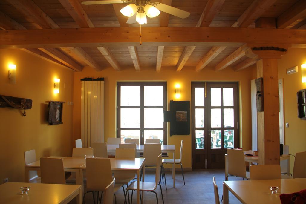 Hostel Curavacas Triollo Екстериор снимка